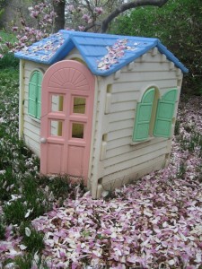 playhouse with magnolias weblog